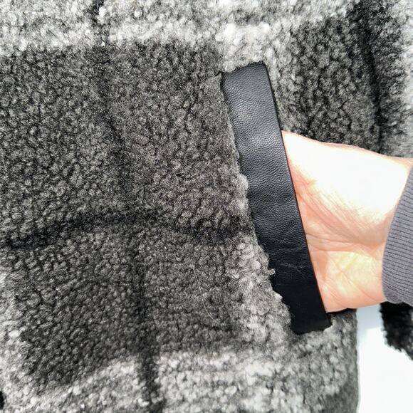 NVLT Berber plaid oversized shirt jacket Shaket size Small - Picture 5 of 7